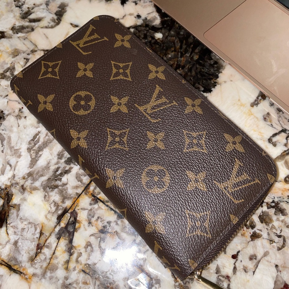 Lv monogram zip wallet